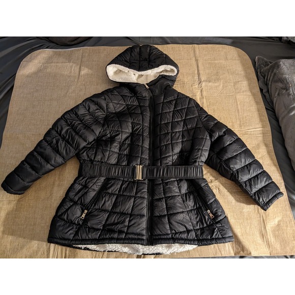 Rocawear Jackets & Blazers - Rocawear Women's Black Puffer Jacket W/ Belt Strap Size 2XL W/ Faux Fur